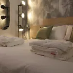 La Gioia Di Napoli Apartment & Studios
